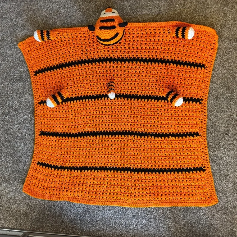 Handmade Crocheted Tiger Baby Blanket Kids Afghan Throw Orange Costume Plush